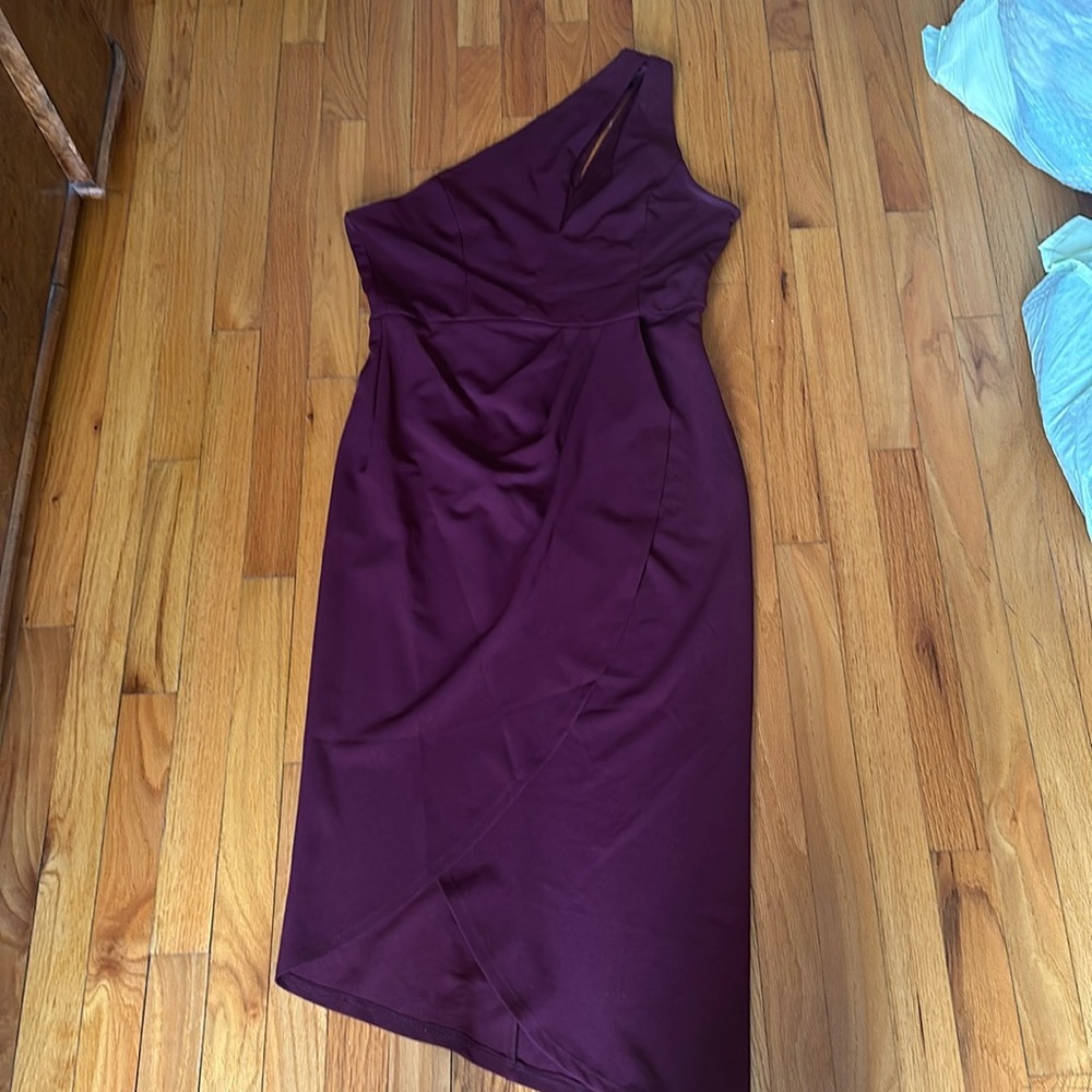Lulu’s wine colored one shoulder dress